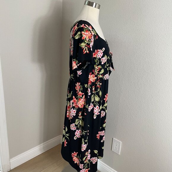 NEW Tommy Bahama Womens XL Petal Of Honor Dress Floral UPF 30 Wrinkle Resistant - Picture 11 of 16